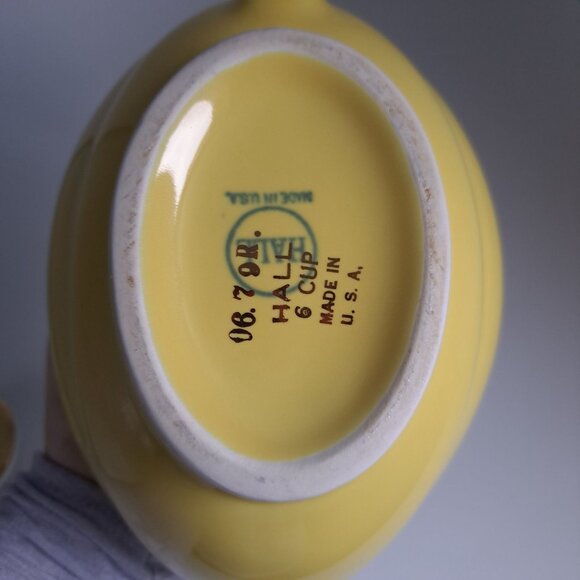 Hall Aladdin Genie Lamp Teapot Yellow Gold Trim Swirl Design Collectible Vintage - Picture 15 of 16